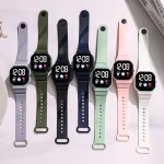 Montre enfant digitale espace foot