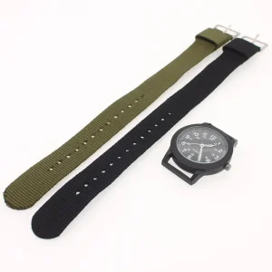 Montre enfant à aiguilles bracelet toile
