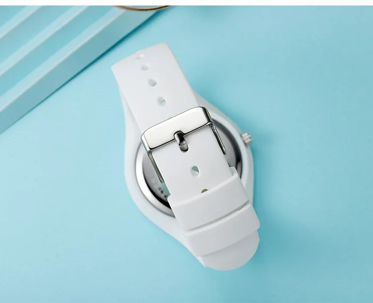 Montre enfant à aiguilles sans chiffres – Image 16